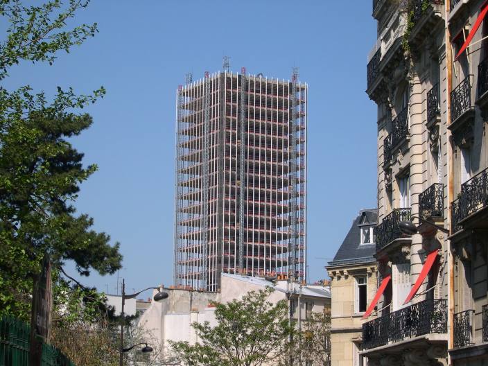  tour de Jussieu en cours de désamiantage